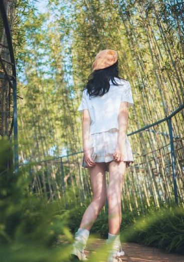 打白嫩光屁屁女網站
