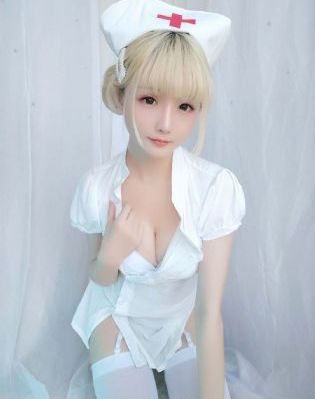 夢瑩和翁屋頂歡愛十八集