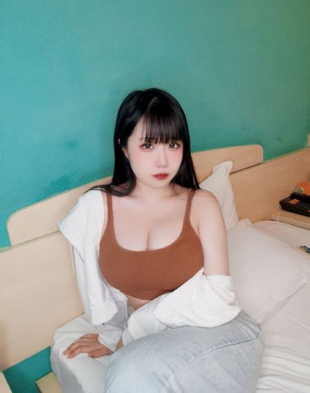 姑娘看電視劇免費(fèi)觀看