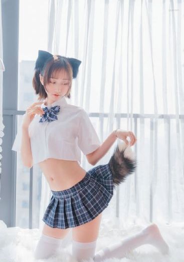色欲城市之絕色網(wǎng)吧