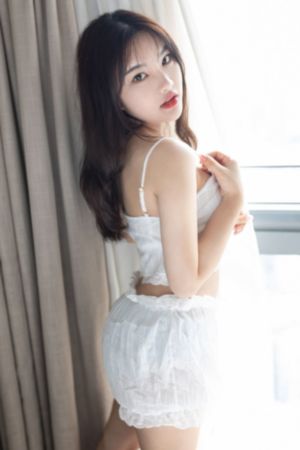美人無淚