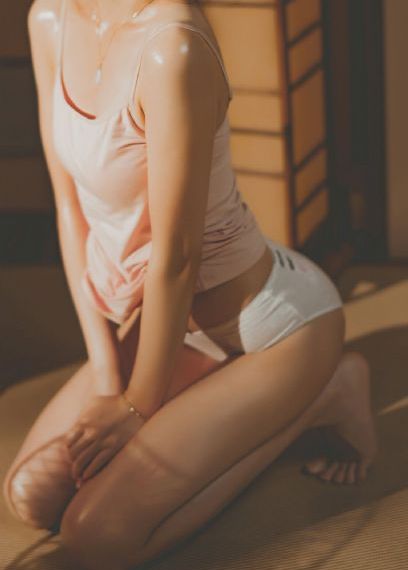逼逼